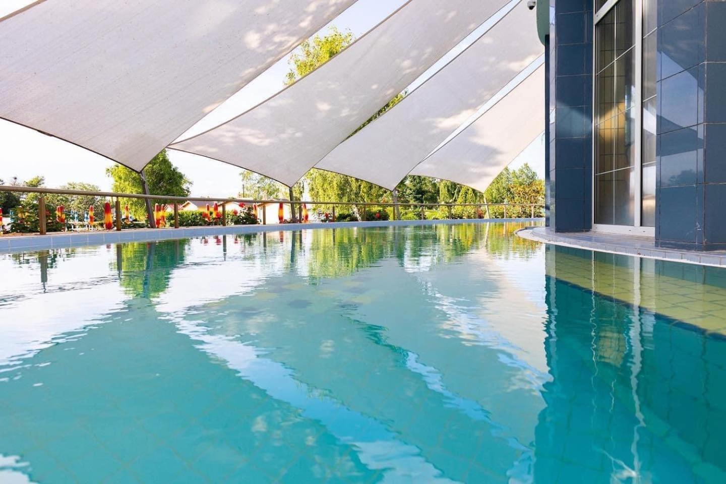 Dom Pri Kupalisku Thermalpark Na Malotejedskej Dunaszerdahely Kültér fotó
